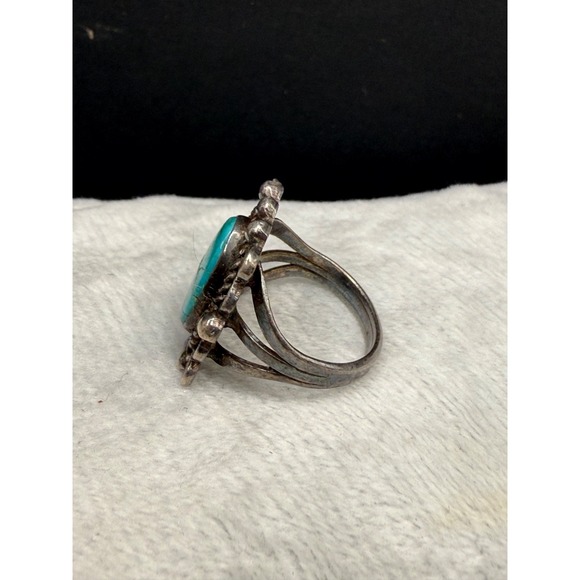 Vintage Blue Stone Ring Silver Tone Southwestern Size 5.5 - Picture 7 of 9